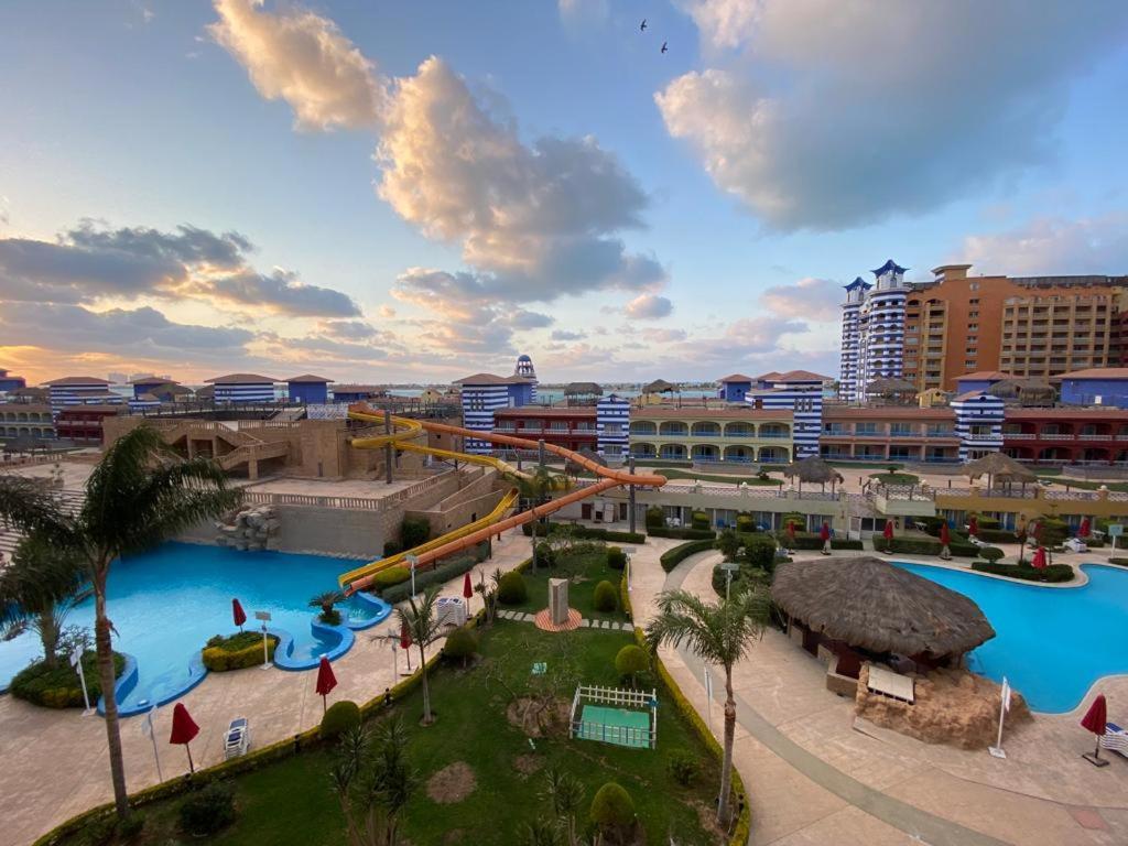 Porto Marina Resort Chalets Families Only El Alamein Exterior foto